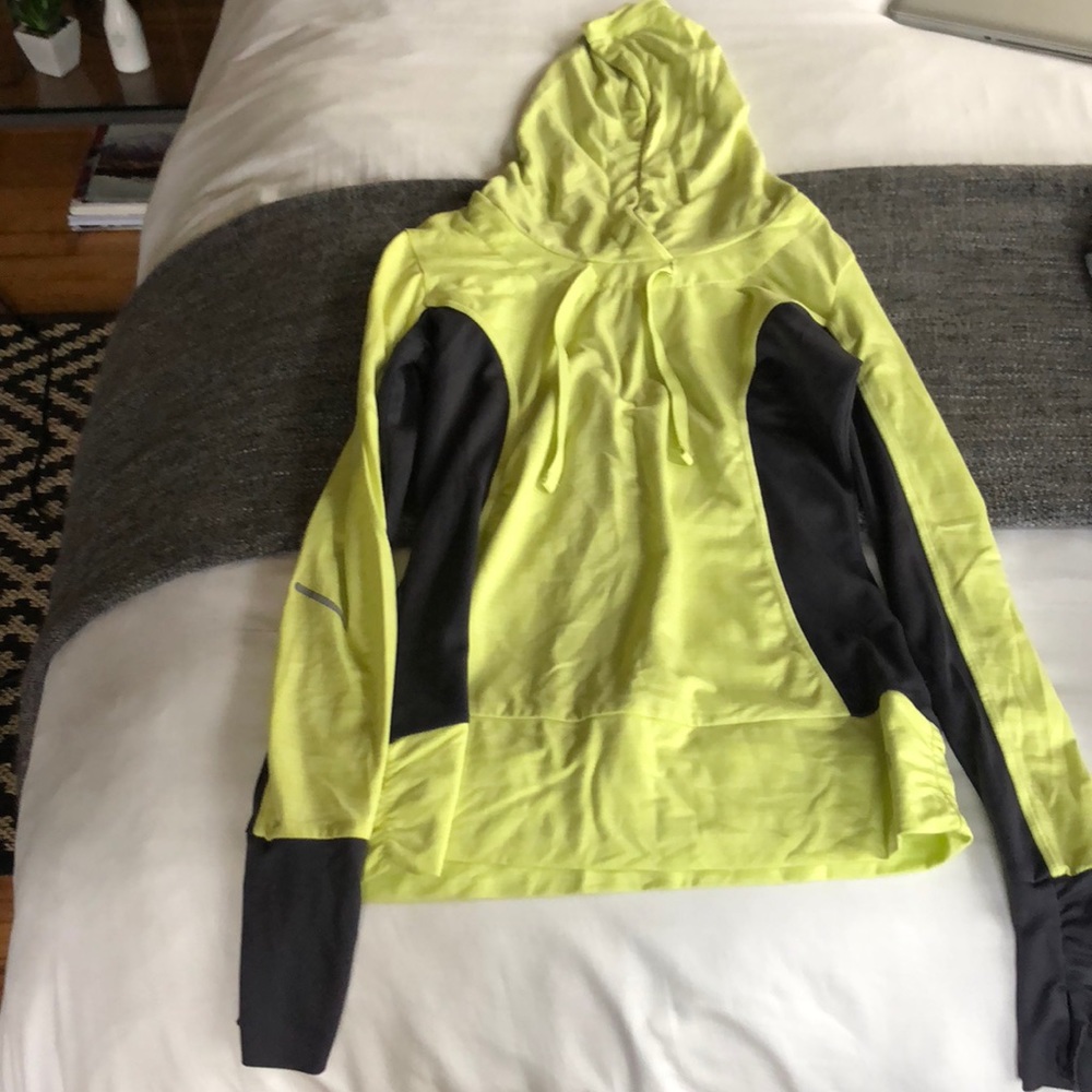 Long sleeve workout top